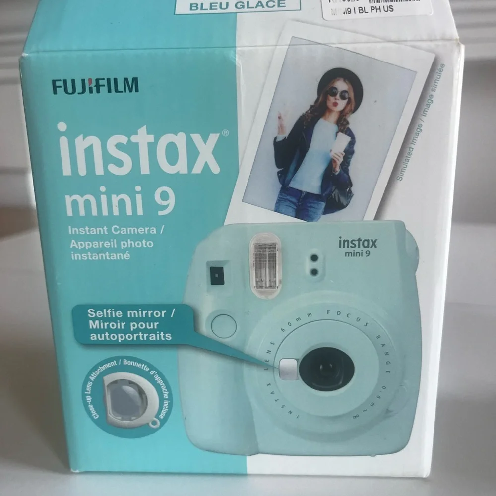 Fujifilm Instacart Mini 9 Camera